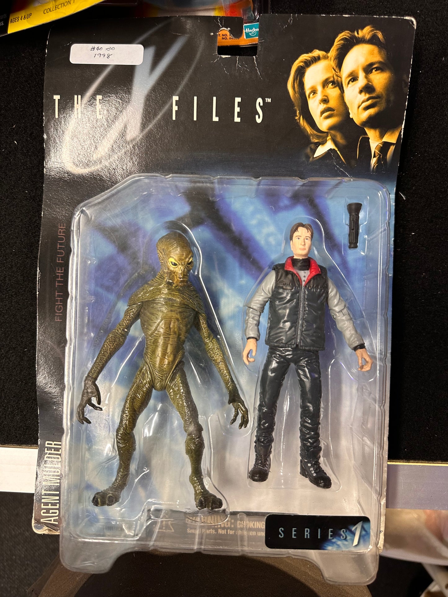 THE X FILES SERIES 1 AGENT MULDER FIGHT THE FUTURE