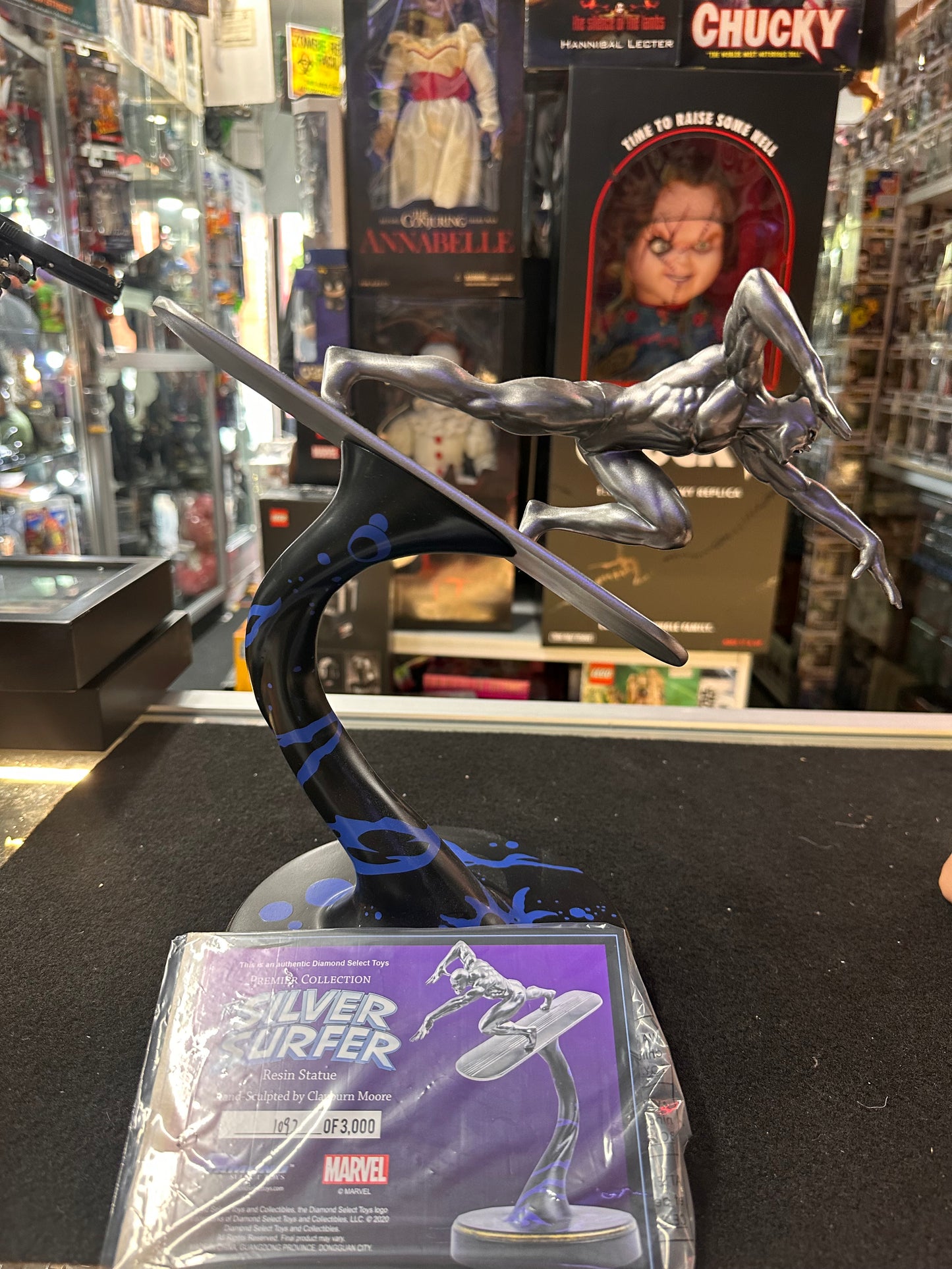 THE SILVER SURFER RESIN STATUE 1092/3000