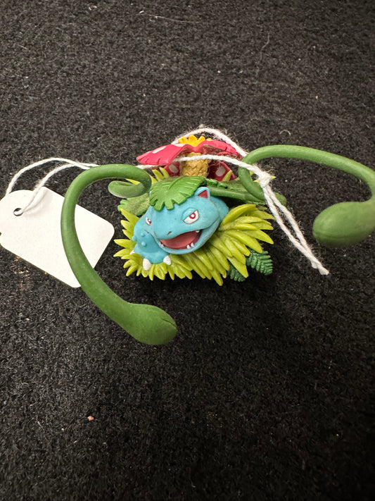 POKEMON VENUSAUR FIGURE