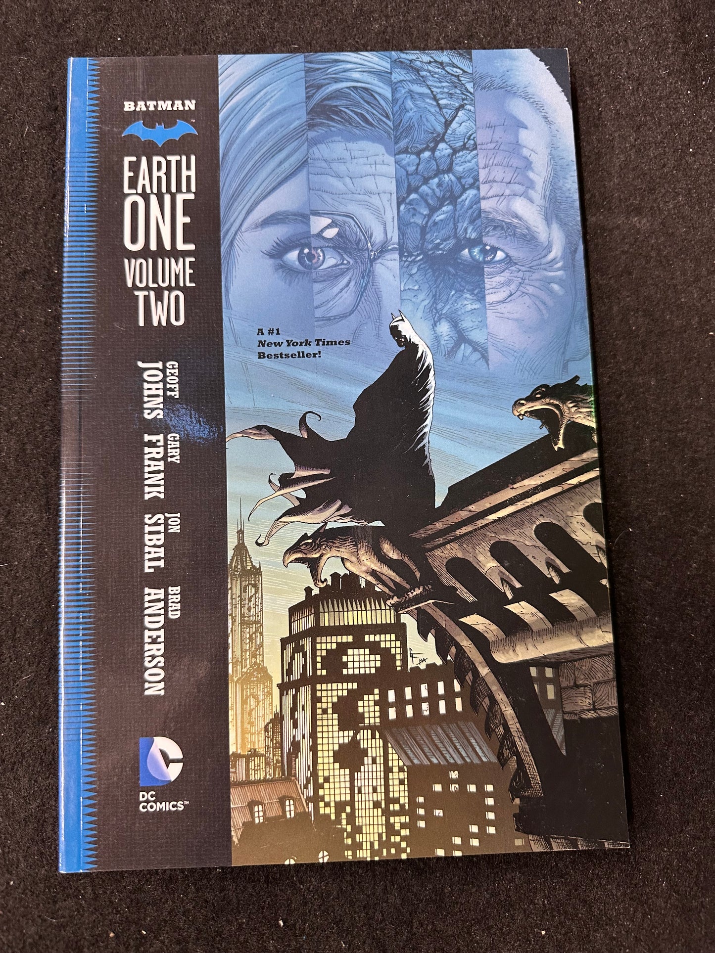 DC COMICS EARTH ONE VOLUME TWO