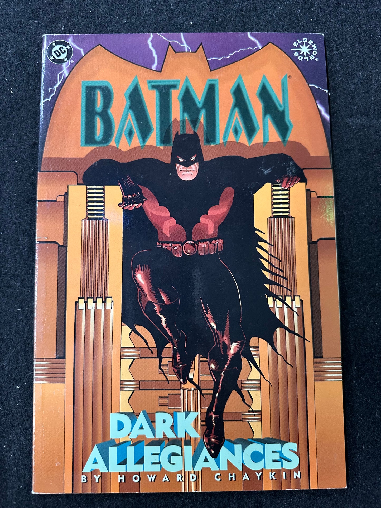 DC COMICS BATMAN DARK ALLEGIANCES