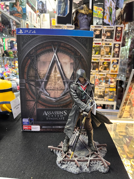 ASSASSINS CREED SYNDICATE STATUE WITH BOX