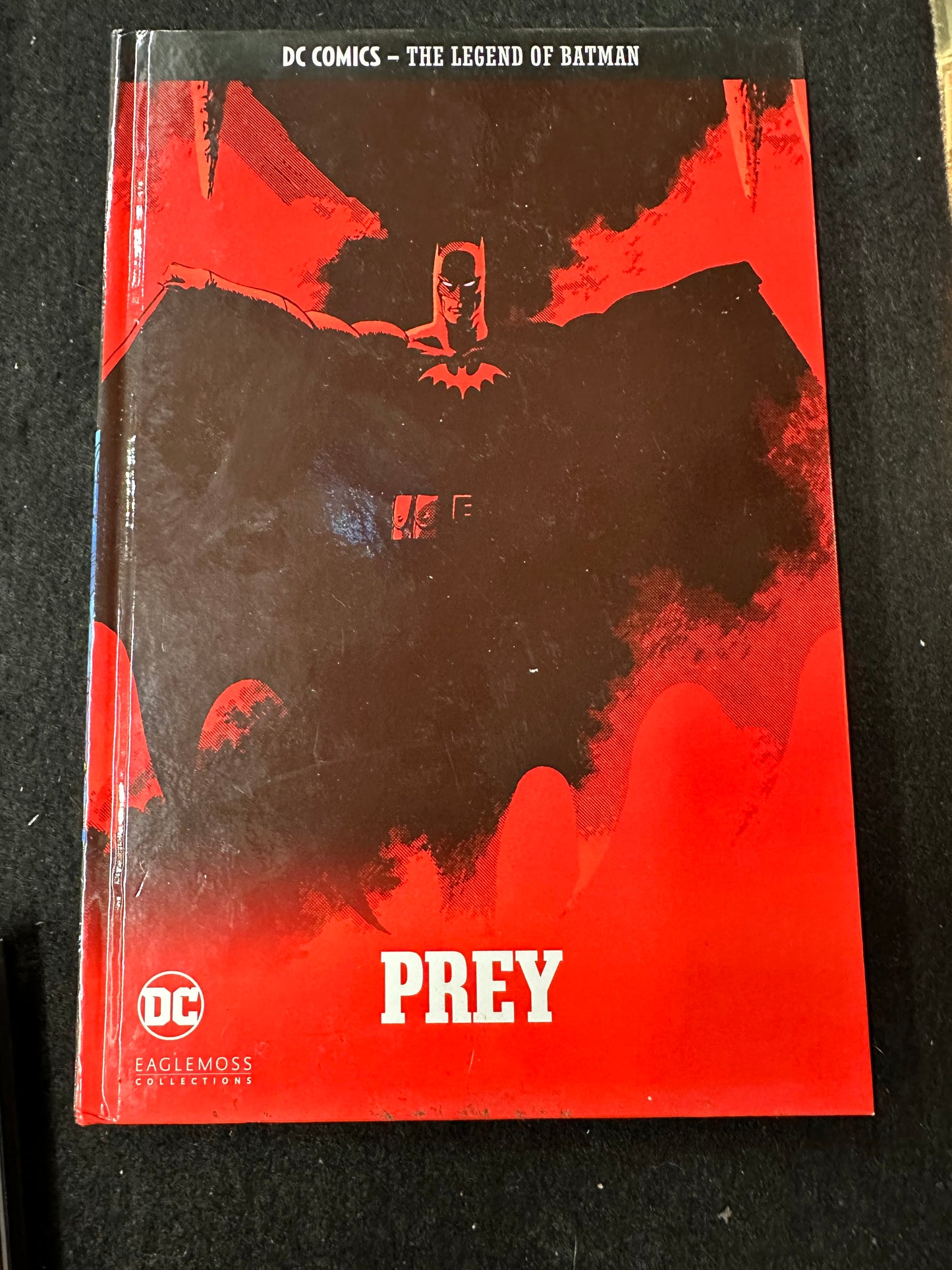 DC COMICS GRAPHIC NOVEL COLLECTION THE LEGEND OF BATMAN - PREY