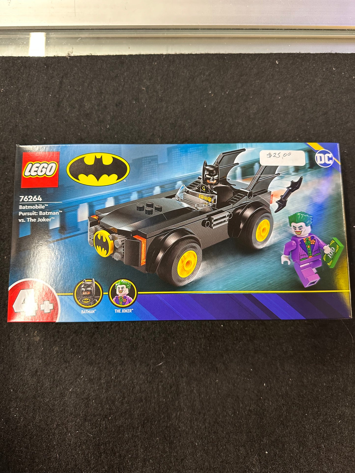 LEGO BATMOBILE PURSUIT: BATMAN VS THE JOKER