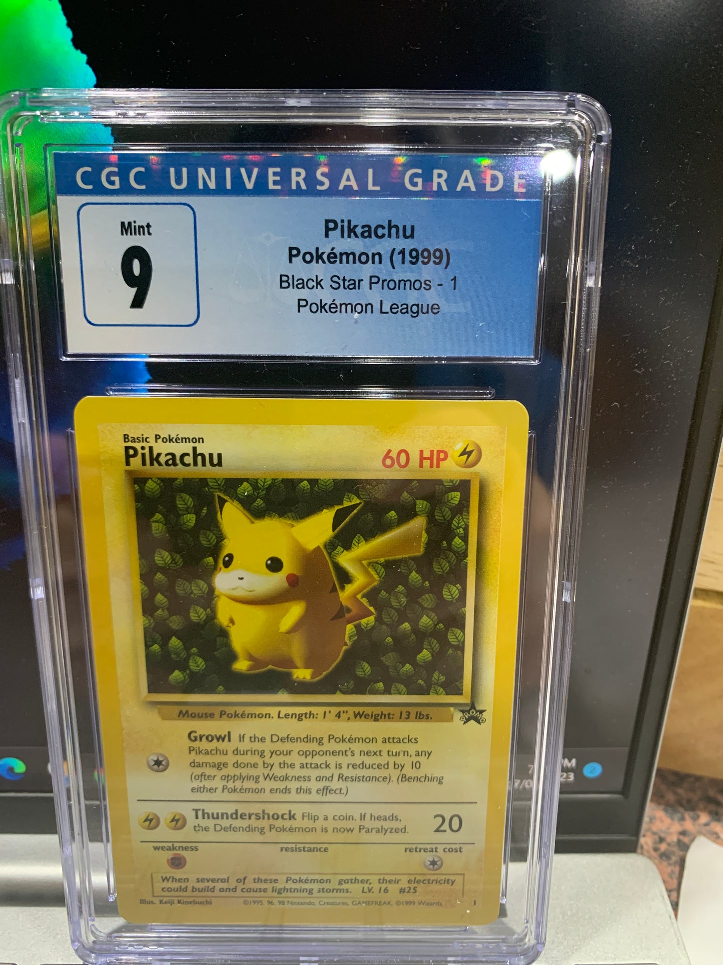 Pokémon pikachu 1999 graded card