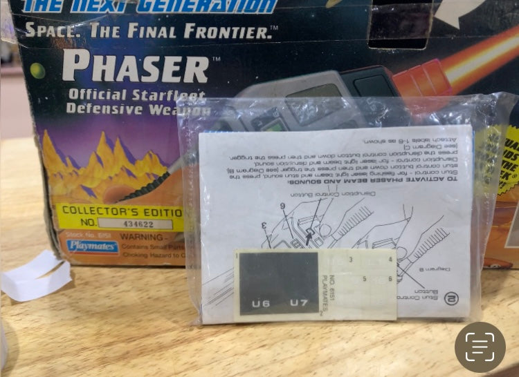 Star Trek 1992 the next generation phaser