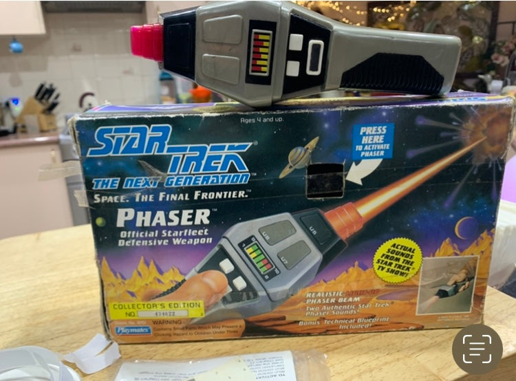 Star Trek 1992 the next generation phaser