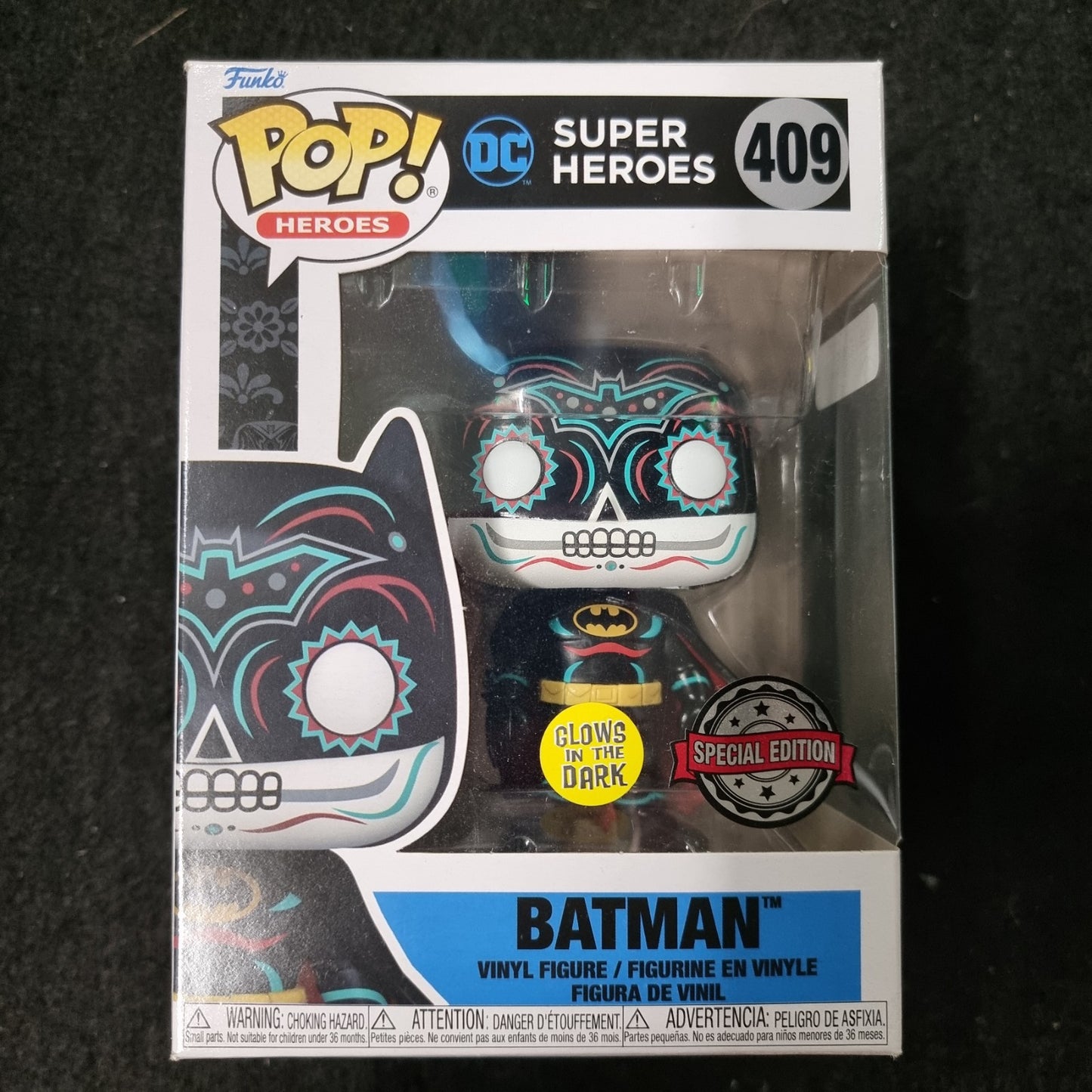 Funko Pop! Vinyl: DC Comics - Batman (Glows in the Dark) -Special Edition