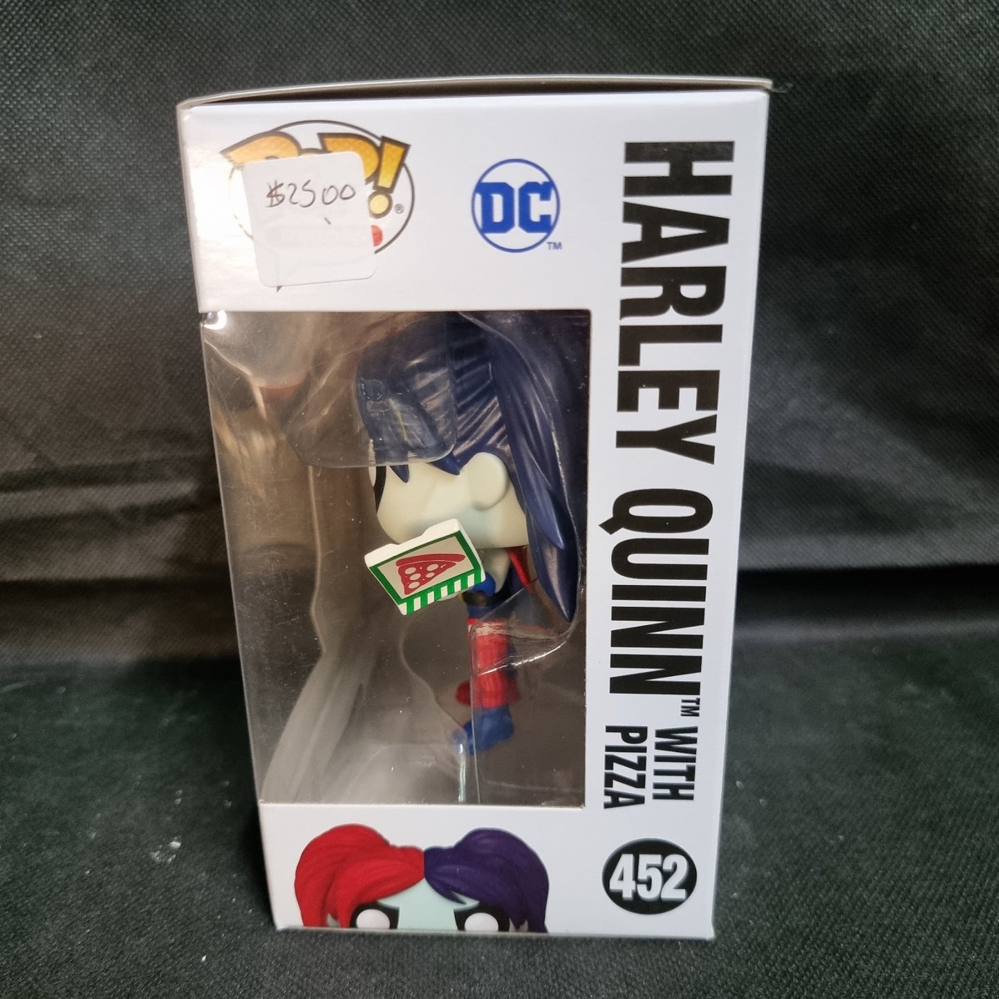 Funko POP! HARLEY QUINN WITH PIZZA #452 DC Universe Vinyl Figure