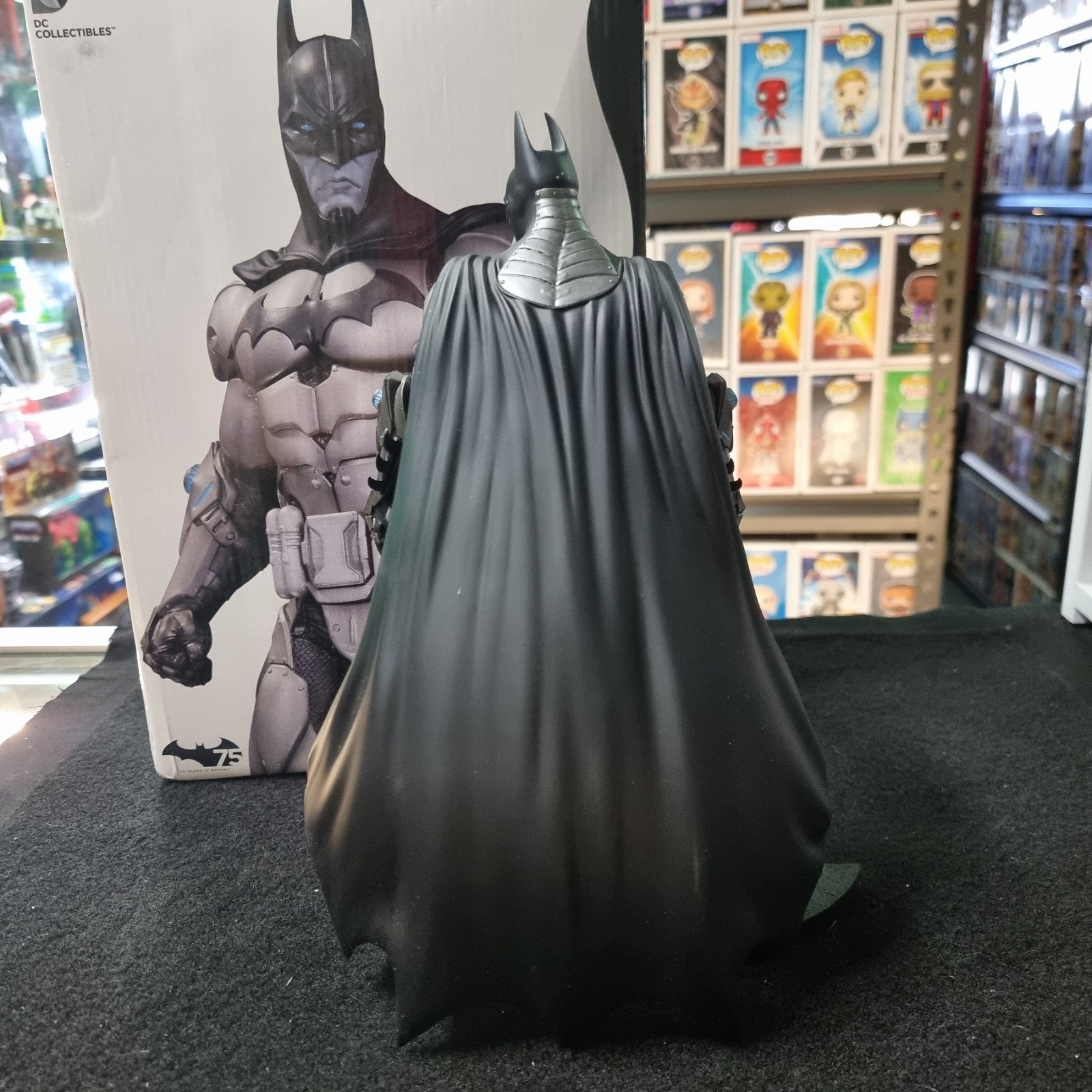 DC Comics ARKHAM ASYLUM Armored Batman Statue