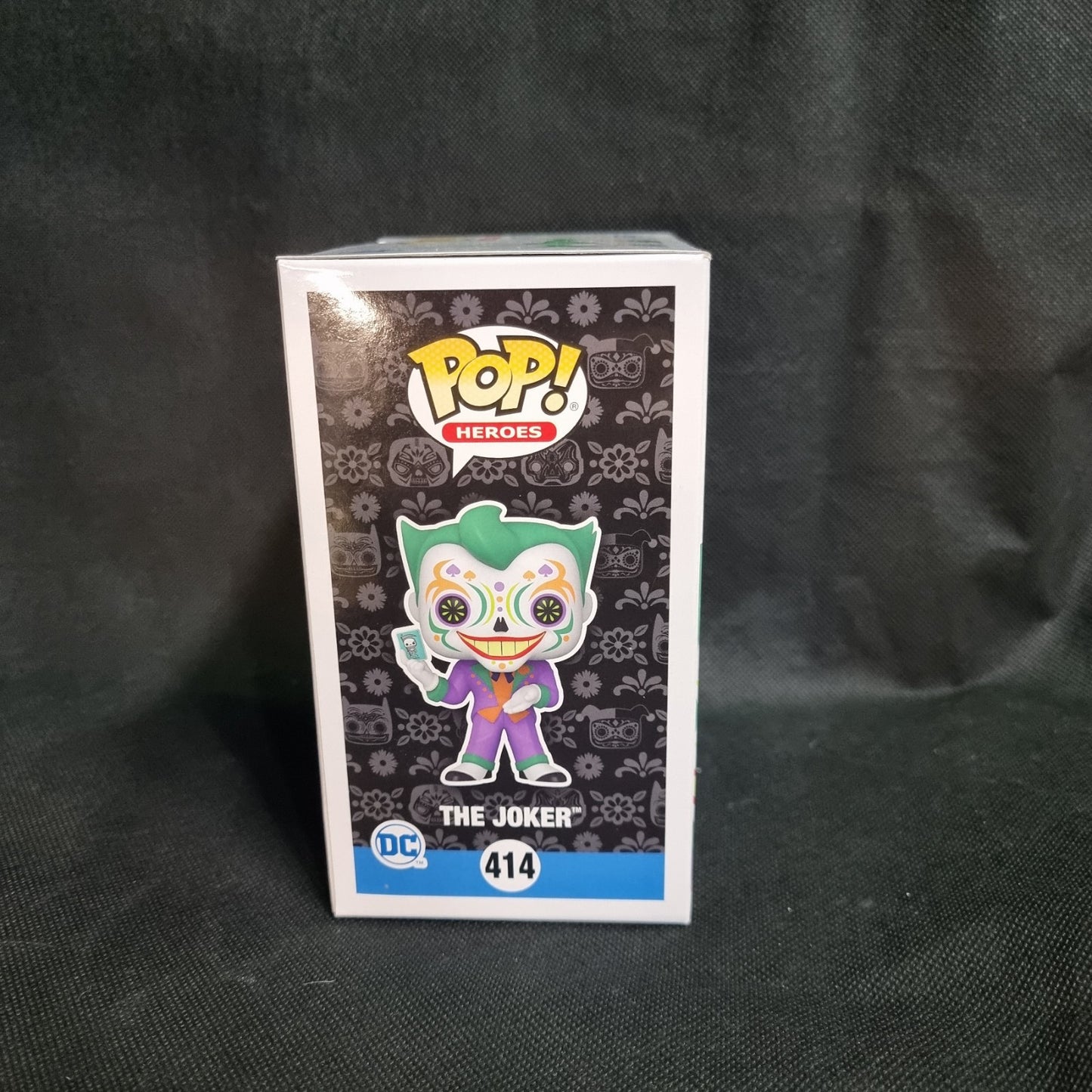 Funko pop Special Edition Glow In The Dark Joker  