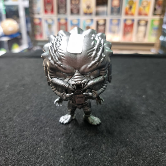 Funko Pop! Movies The Predator fugitive Predator #620Vinyl Figure no box