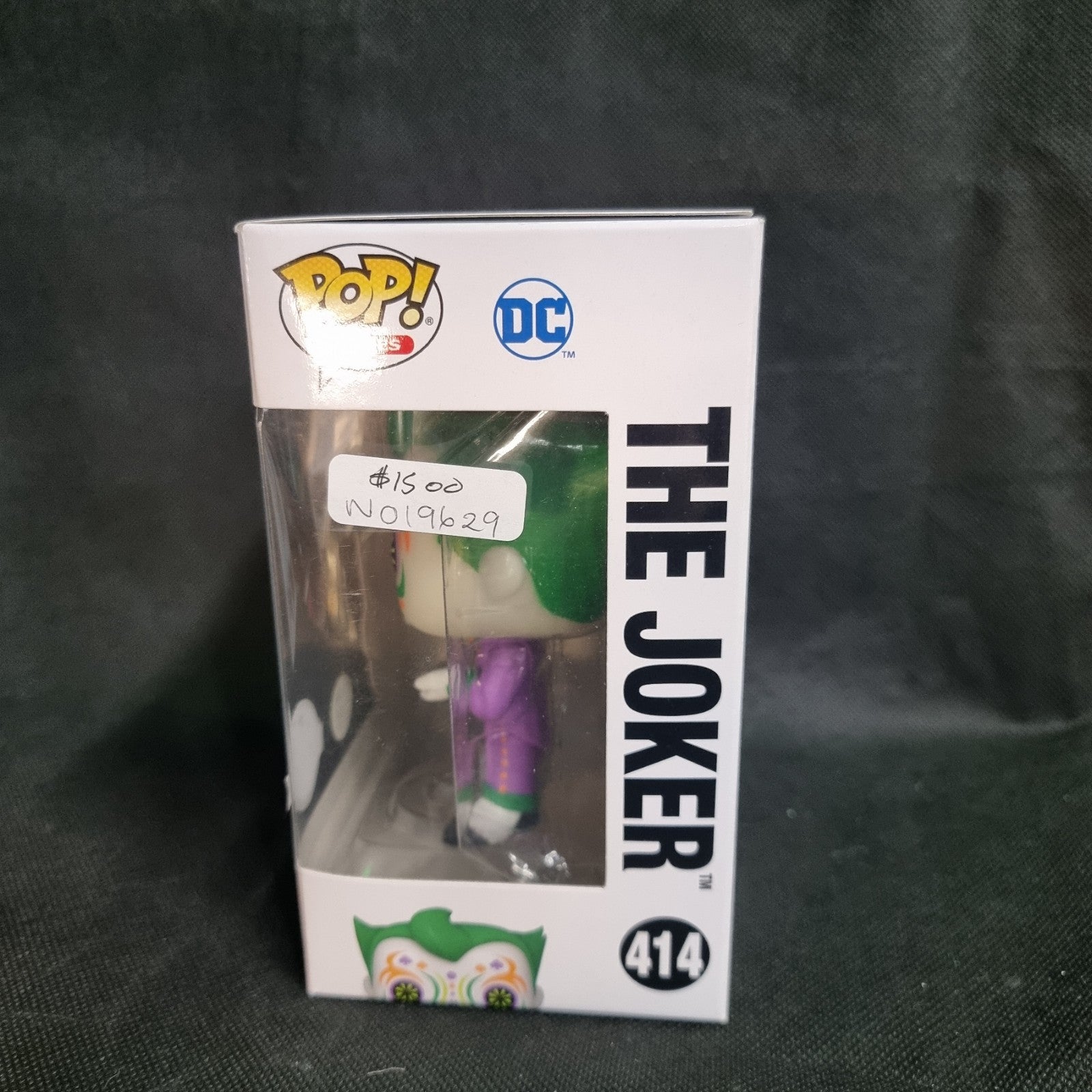 Funko pop Special Edition Glow In The Dark Joker  