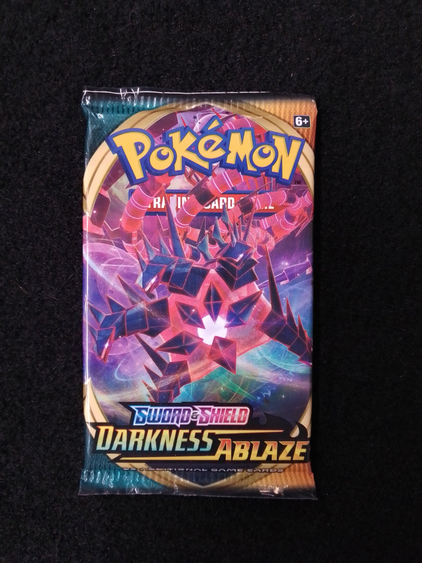 Pokemon Sword And Shield Darkness Ablaze Card Pack - N05529