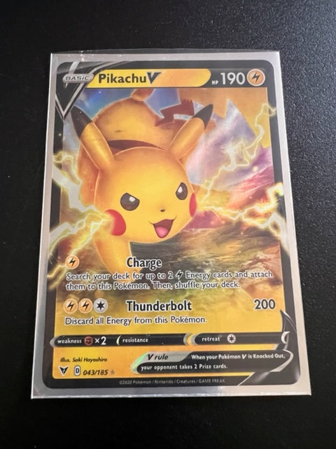 Pokémon Pikachu V 43/185 Ultra Rare Vivid Voltage