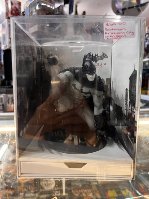 Batman Arkham City Collectors Edition - Kotobukiya Statue + Book  NO GAME or DVD