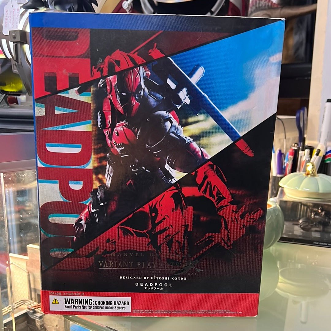 Marvel Universe Variant Play Arts Deadpool