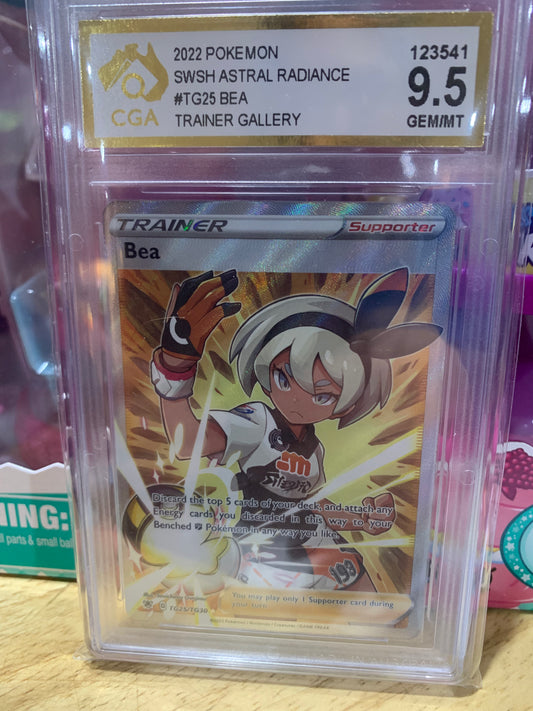 Pokémon graded card 2022 trainer Bea