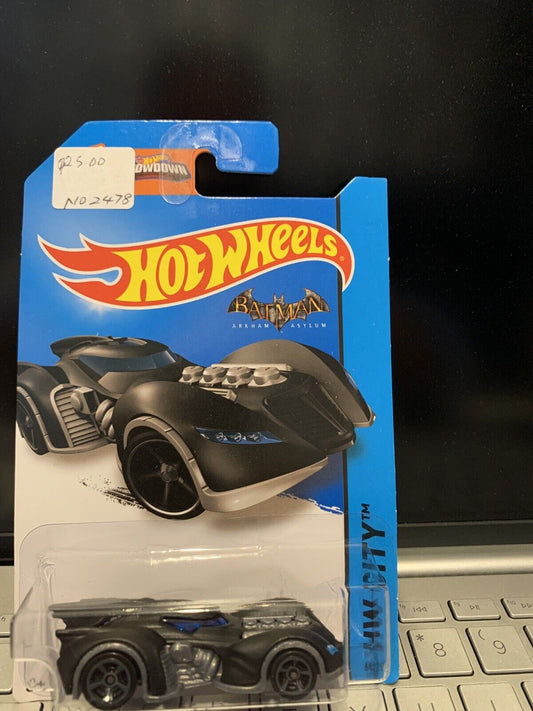 Hot Wheels Batman Arkham Knight Bat mobile 61/250