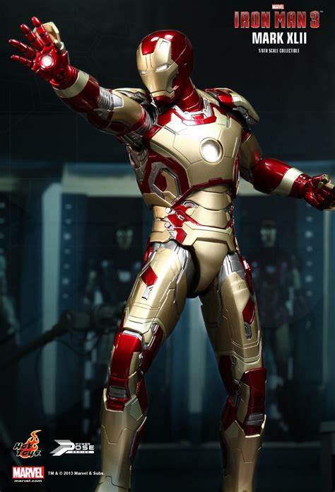 HOT TOYS  IRON MAN 3 – MARK XLII